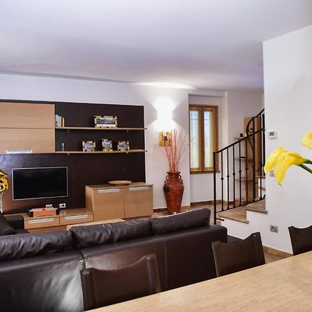 Casa Roncati Deluxe By Wonderful Italy Apartment Беладжо Екстериор снимка
